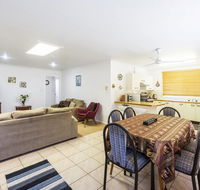 Gardina Place - Holiday Adelaide