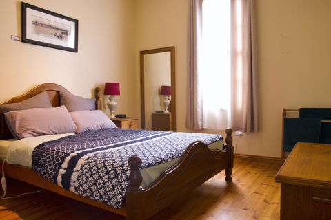 Gellibrand River Gallery Accommodation - Holiday Adelaide 1
