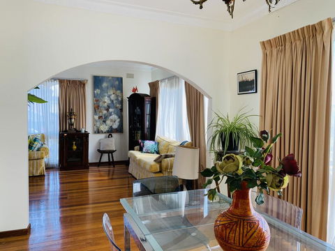 Gertz Home - Holiday Adelaide 2