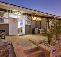 Getaway Villas Unit 38-10 - 2 Bedroom Self-Contained Accommodation