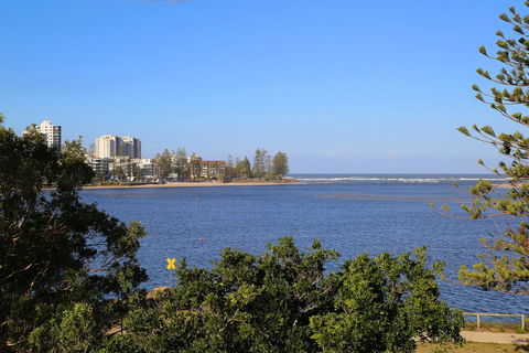 Golden Shores U8, 21 Landsborough Parade - Holiday Adelaide 1
