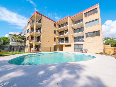 Golden Shores Unit 3, 21 Landsborough Parade - Holiday Adelaide 0