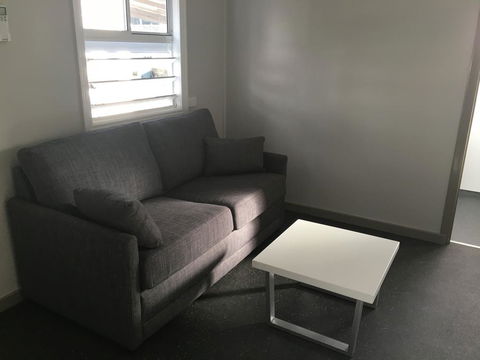 Goondihill Hotel - Holiday Adelaide 1