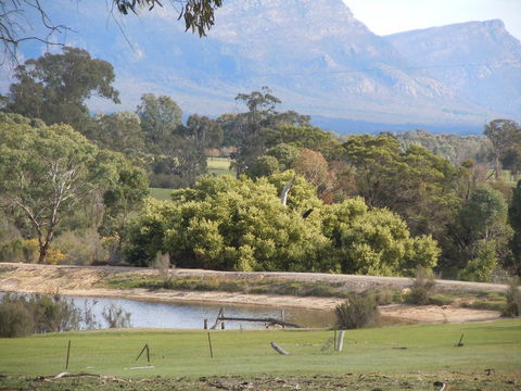 Grampians Old Man Emu Stay - Holiday Adelaide 0