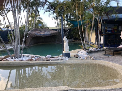 Grange Resort Hervey Bay - Holiday Adelaide 1