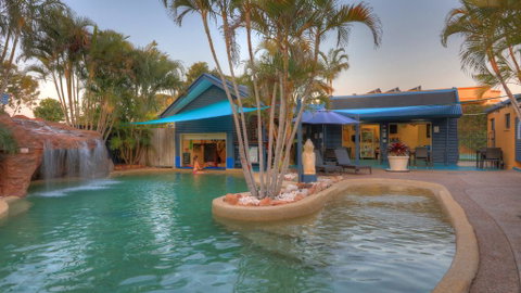 Grange Resort Hervey Bay - Holiday Adelaide 0