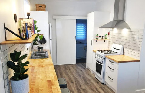 Great Comfort & Style In Central Location - Holiday Adelaide 1