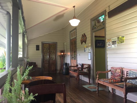 Grey Gum Lodge - Holiday Adelaide 2
