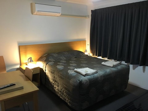 Gunnedah Motor Inn - Holiday Adelaide 1