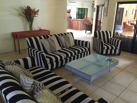 Hacienda Cooya Beach - Holiday Adelaide 1