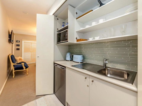 Hamptons Retreat @ Unit 259B Pacific Blue - Holiday Adelaide 2