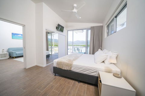 Harbour Cove - Holiday Adelaide 1