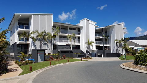 Harbour Cove - Holiday Adelaide 0