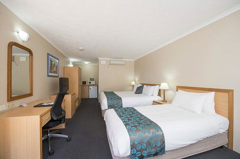 Harbour Sails Motor Inn - Holiday Adelaide 2