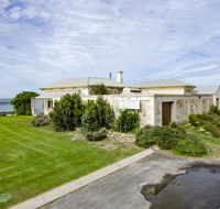 Harbourmasters House - Holiday Adelaide