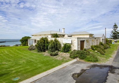 Harbourmasters House - Holiday Adelaide 0