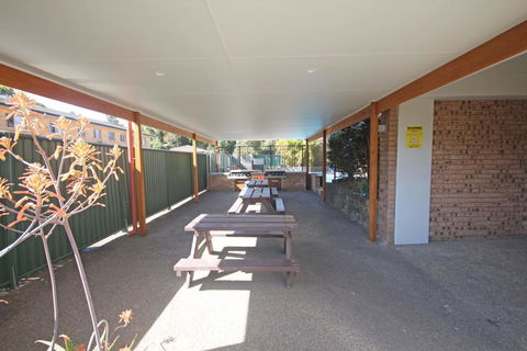 Hawaiian Gardens - Unit 3 - Holiday Adelaide 2