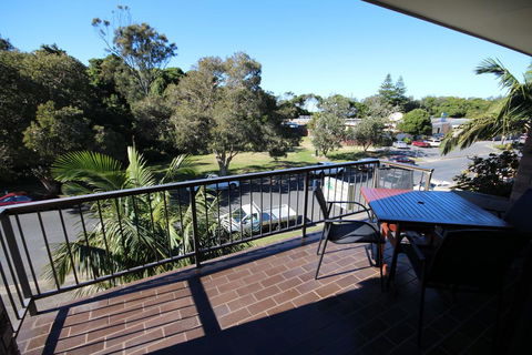 Hawaiian Gardens - Unit 3 - Holiday Adelaide 3