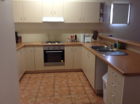 Hazelwood Gardens Apartment - Holiday Adelaide 2