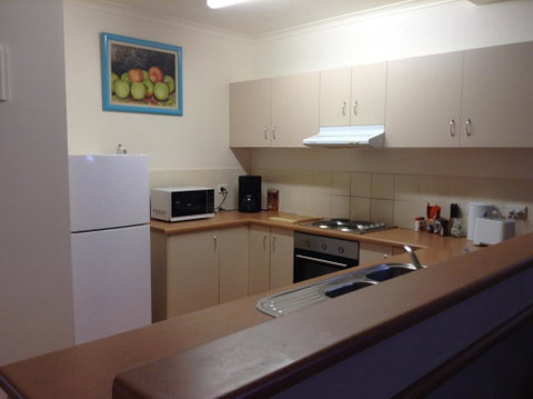 Hazelwood Gardens Apartment - Holiday Adelaide 3