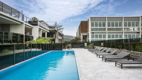 Headlands Austinmer Beach - Holiday Adelaide 0