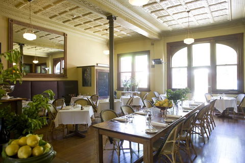 Healesville Hotel - Holiday Adelaide 2