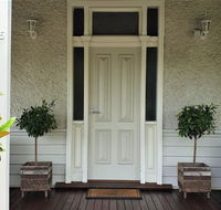 Healesville House - Magnolia House - Holiday Adelaide