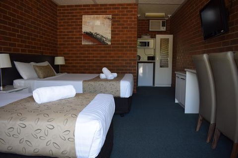 Healesville Motor Inn - Holiday Adelaide 1