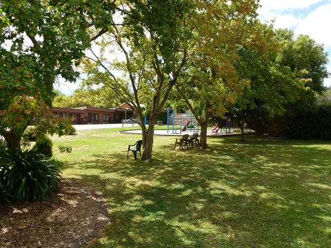 Healesville Motor Inn - Holiday Adelaide 0