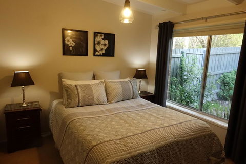 Healesville Schofield Cottage - Holiday Adelaide 2