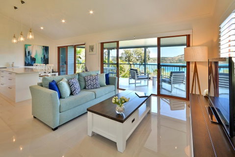 Heliconia Grove On Hamilton Island - Holiday Adelaide 1