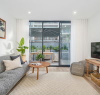 Herald 1-BR Apartment - Inner City Close to Beaches  Harbour - Holiday Adelaide