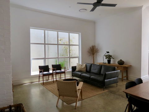 Heritage Luxury 3BR Cottage On Halifax - Holiday Adelaide 2