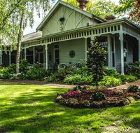 Heytesbury House - Holiday Adelaide