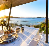 Hidden Cove on Hamilton Island - Holiday Adelaide
