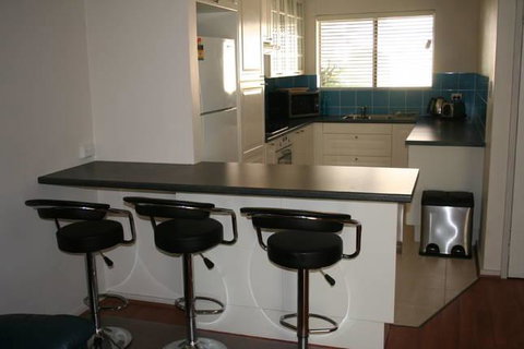 Hillarys Holiday Home - Holiday Adelaide 3