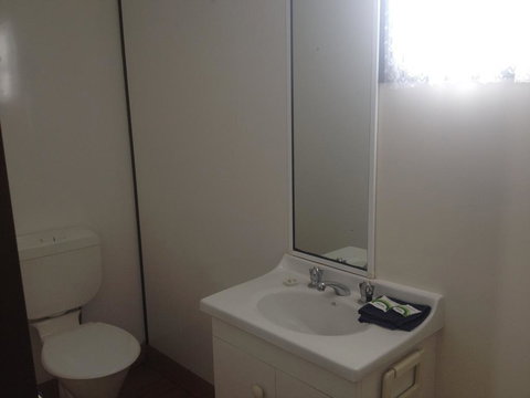 Hillcrest Tourist Park - Holiday Adelaide 1