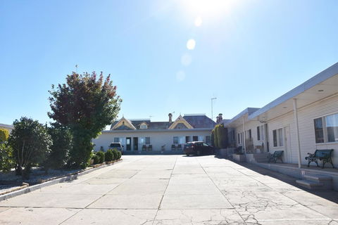 Hillview Motel - Holiday Adelaide 0