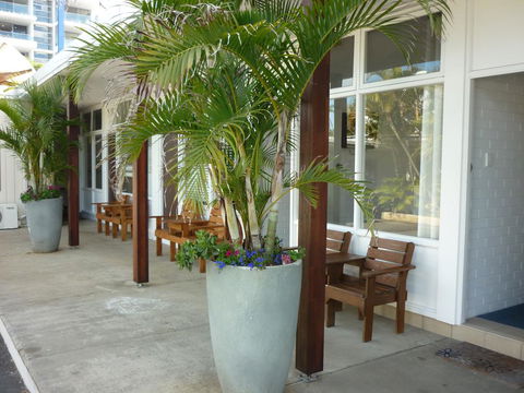 Hoey Moey Backpackers - Holiday Adelaide 2