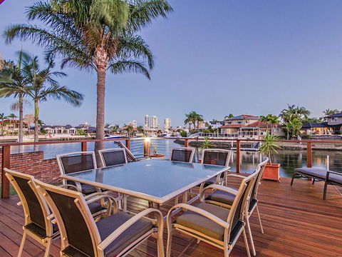 Holiday Home Amaroo - Holiday Adelaide 1