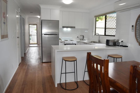 Holiday House - Holiday Adelaide 2