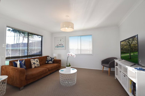 Holiday House - Holiday Adelaide 3