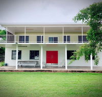 Holiday Rental - Huge House With Beach Views - Holiday Adelaide