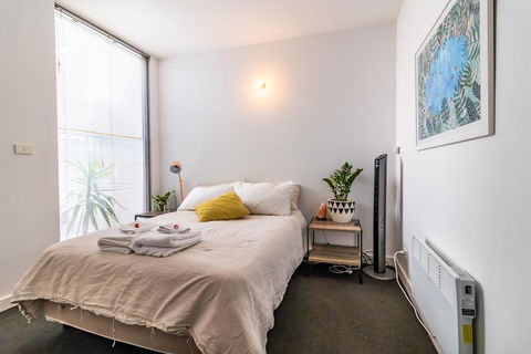 Homestay In The Heart Of Fitzroy - Walk To CBD - Holiday Adelaide 3