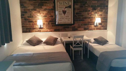 Hornsby Inn - Holiday Adelaide 2