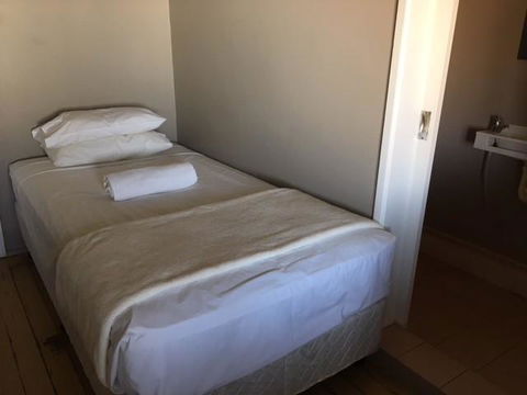 Hotel Corones - Holiday Adelaide 2