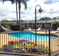 James Street Motor Inn - Holiday Adelaide