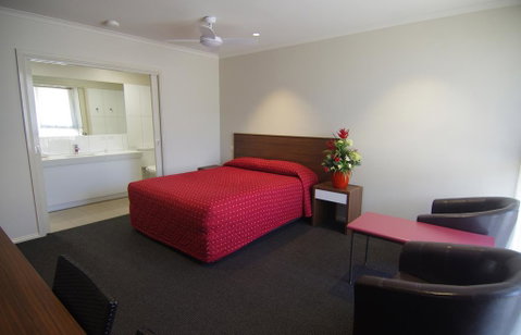 Jane Eliza Motor Inn - Holiday Adelaide 2