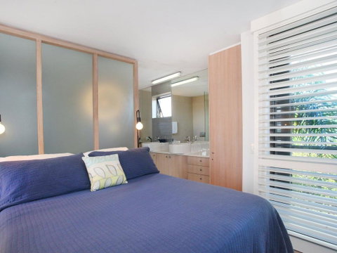 Jedda 5 - Oceanview 3 BDRM Penthouse With Rooftop Spa - Holiday Adelaide 2