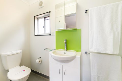 Jolly Swagman Acccommodation Park - Holiday Adelaide 2